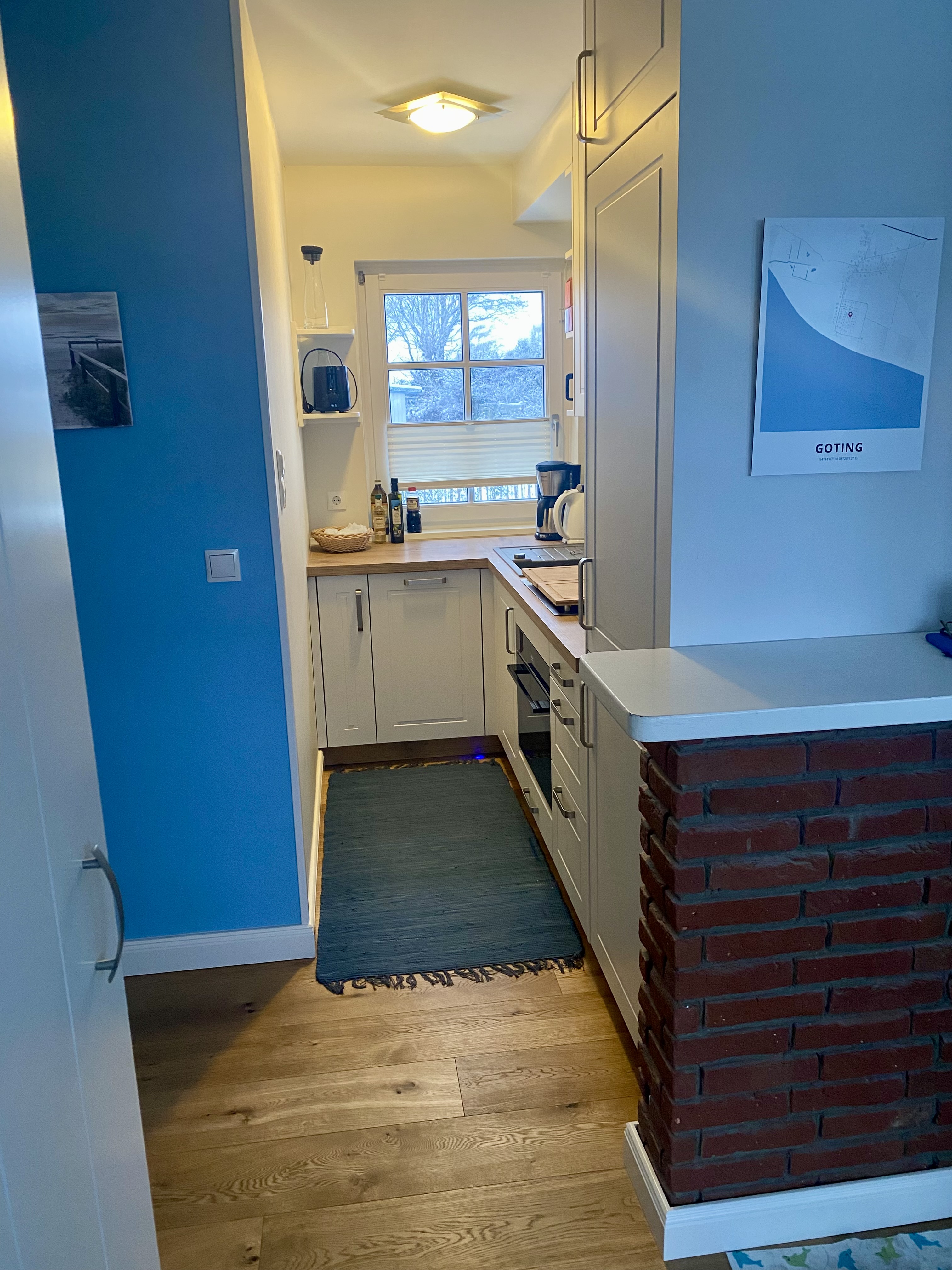 images/haus/flur01.jpg#joomlaImage://local-images/haus/flur01.jpg?width=3024&height=4032